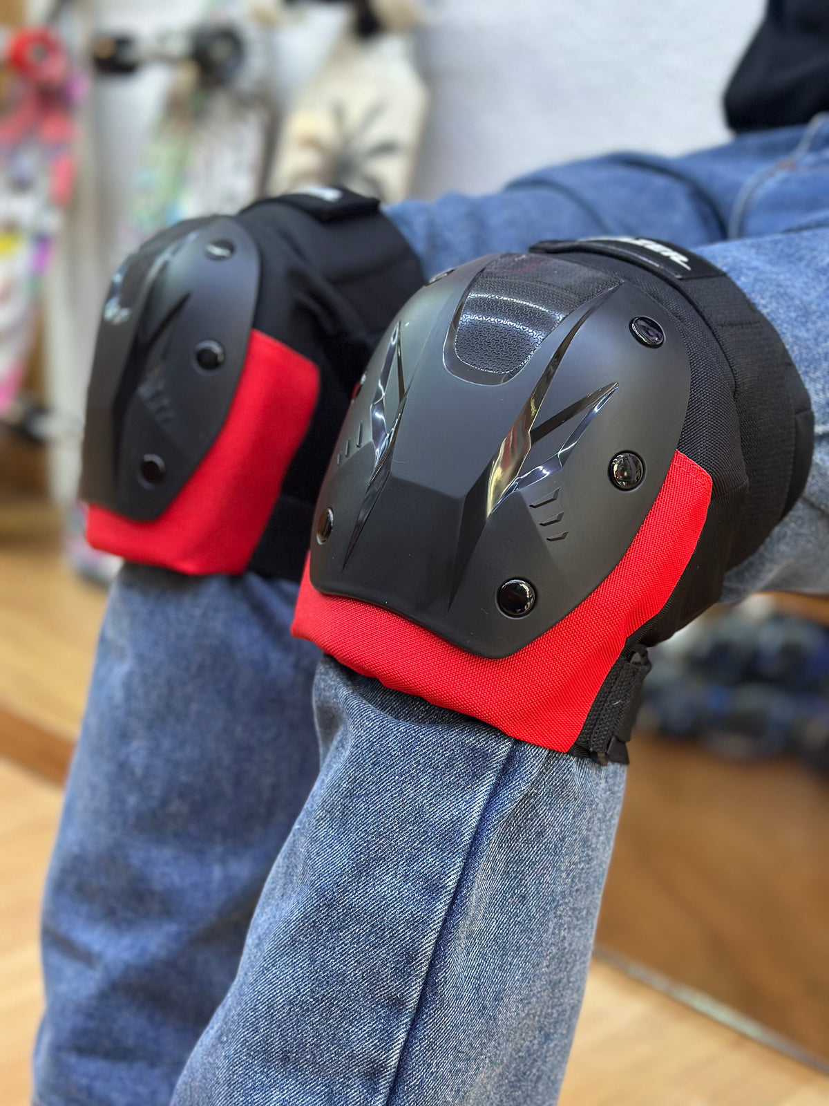 Equipo de protecciones Muñequeras, Coderas y Rodilleras Blazer Ultra Rojas