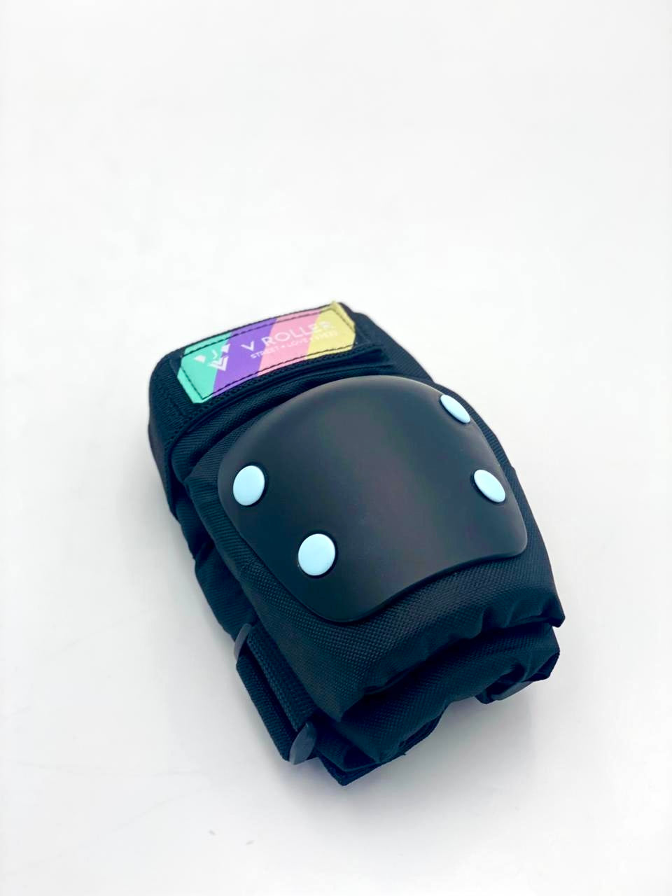 Equipo de protecciones Muñequeras, Coderas y Rodilleras VRoller Negro Arcoiris