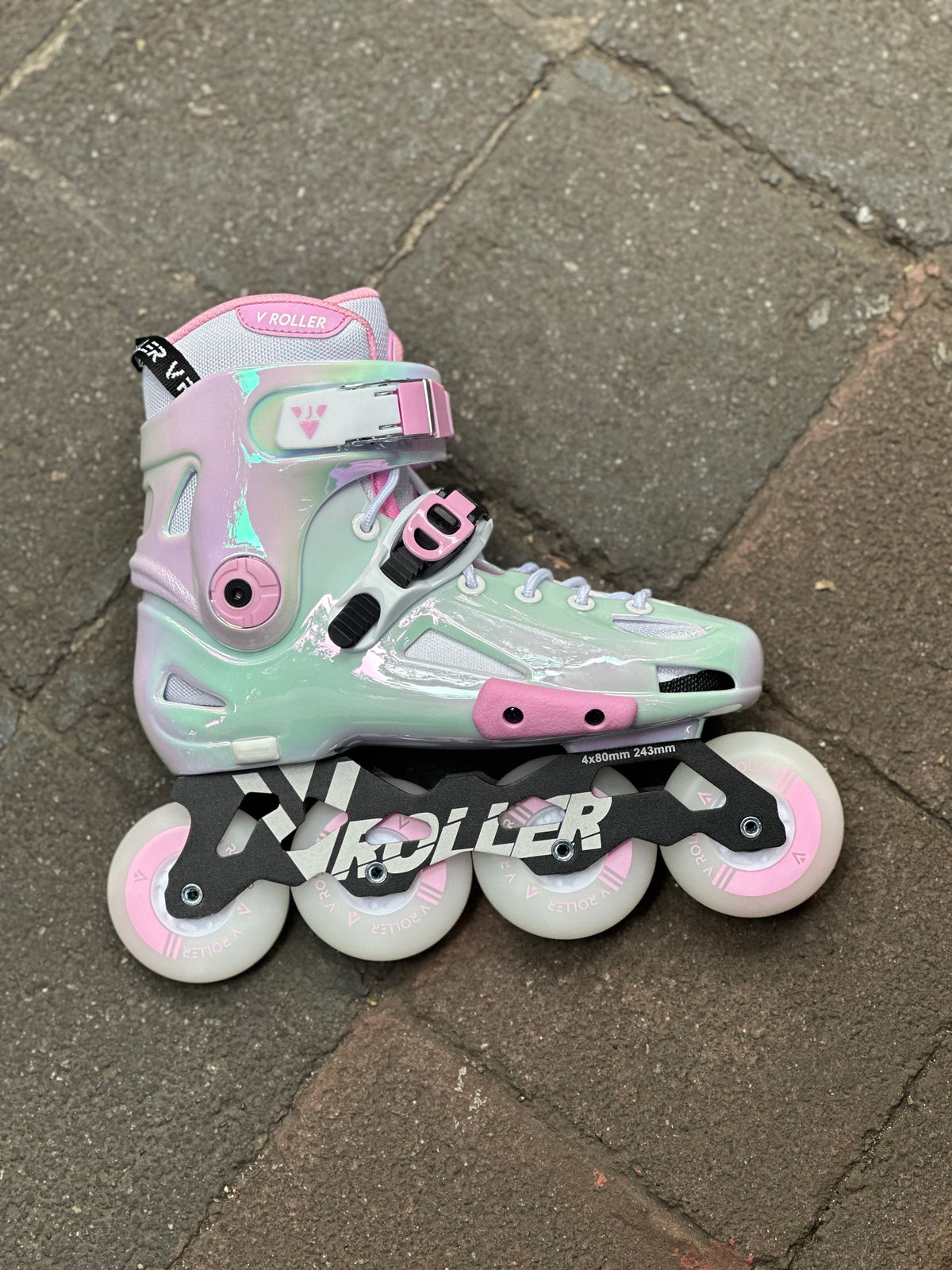 Patines Freeskate VRoller A26 Blanco Tornasol LED