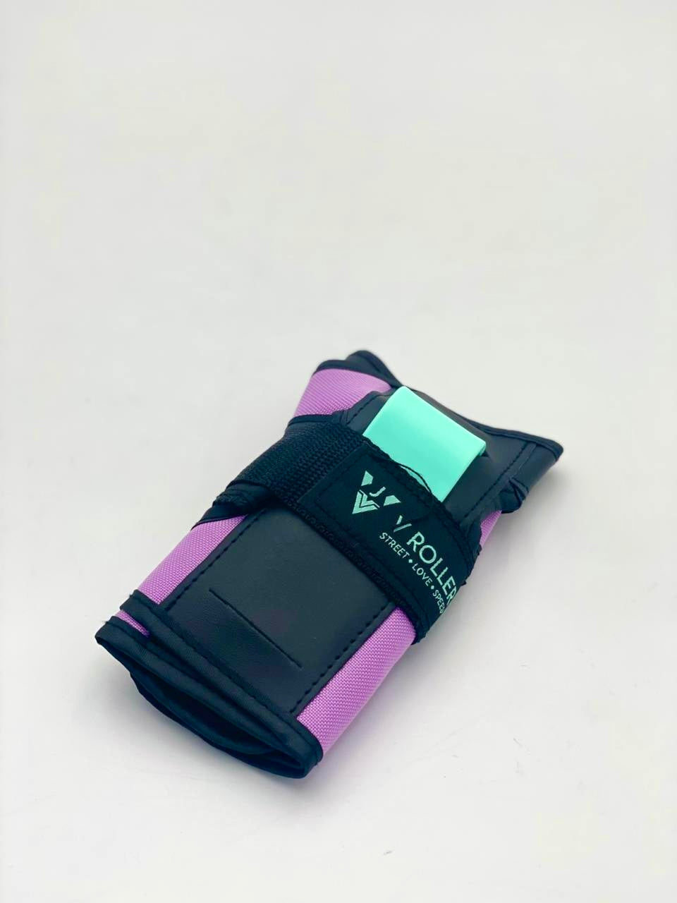 Equipo de protecciones Muñequeras, Coderas y Rodilleras VRoller Gris Morada