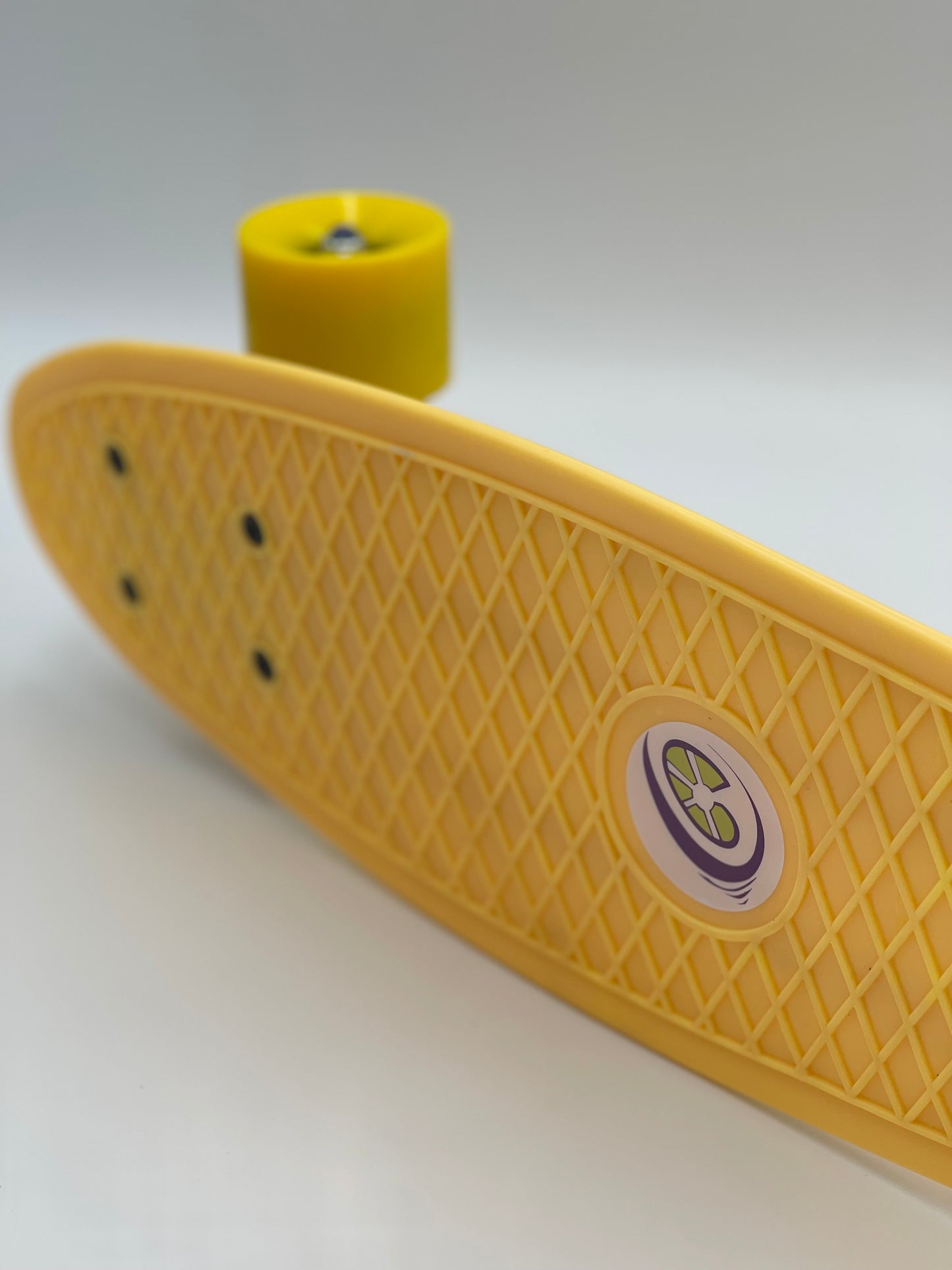 Patineta Omni tipo Penny Amarilla